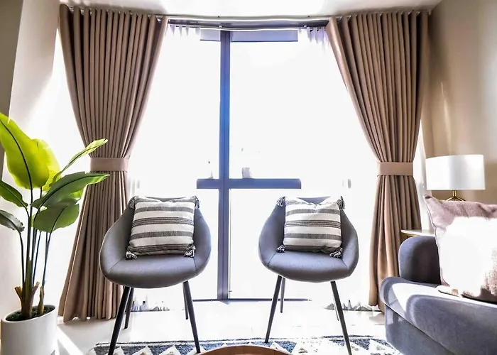 New Modern Luxurious 2bedroom In Eastwood Apartment