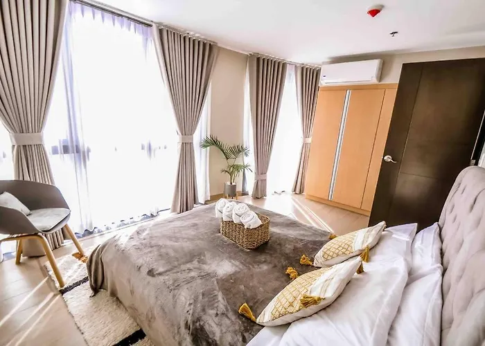 New Modern Luxurious 2bedroom In Eastwood Apartment Manila
